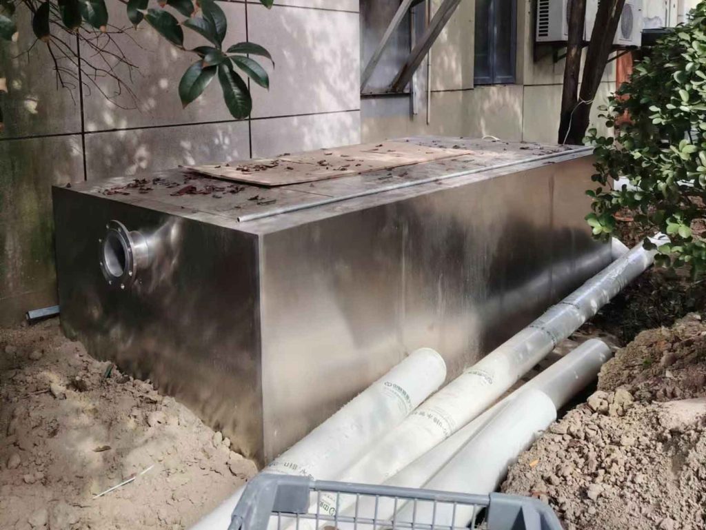 寶山紅太陽商業廣場地埋式油水分離器 寶山紅太陽商業廣場地埋式油水分離器